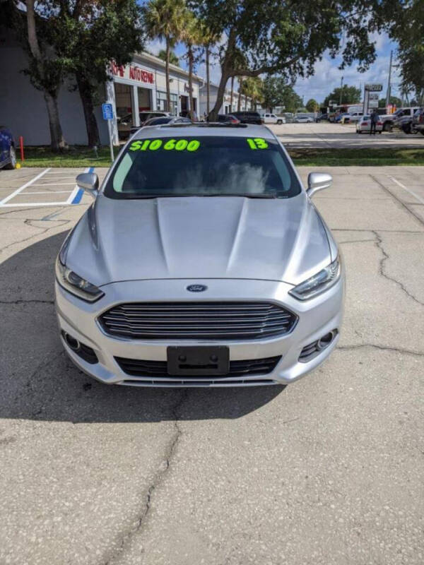 2013 Ford Fusion SE