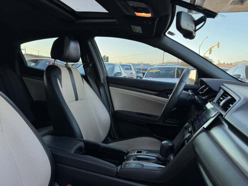 2017 Honda Civic EX-L w/Navi