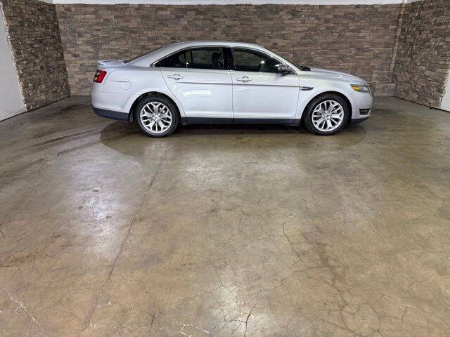 2017 Ford Taurus Limited