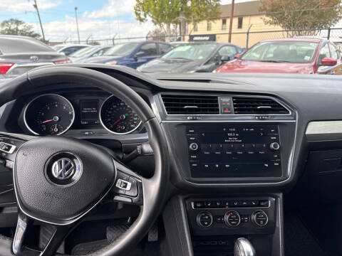 2020 Volkswagen Tiguan SE