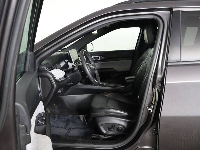 2023 Jeep Compass Latitude Lux