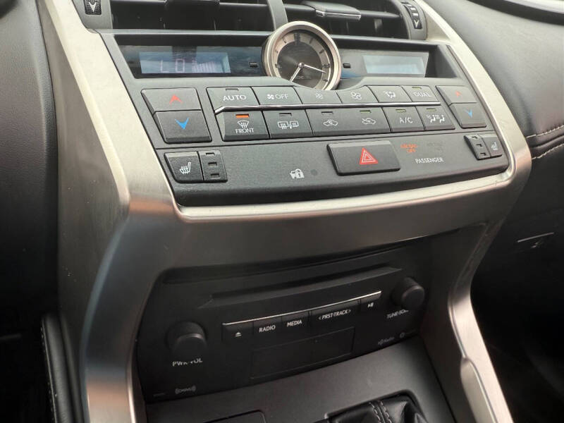 2017 Lexus NX 200t
