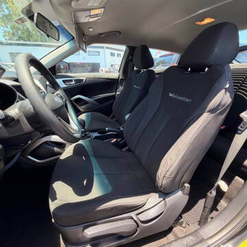 2016 Hyundai Veloster