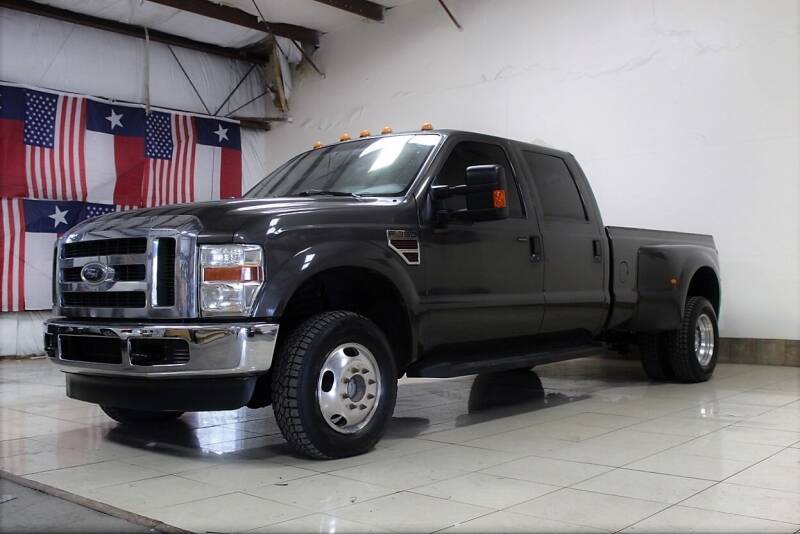 2008 Ford F-350 Super Duty for sale at ROADSTERS AUTO in Houston TX