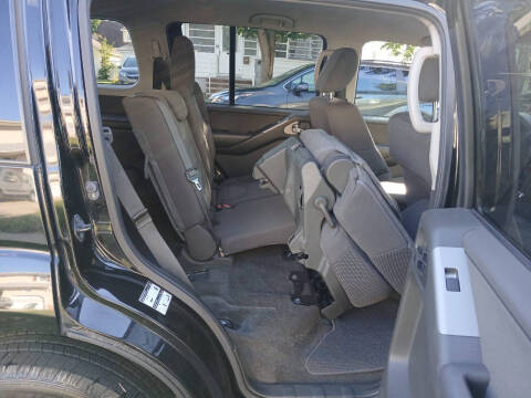 2012 Nissan Pathfinder S