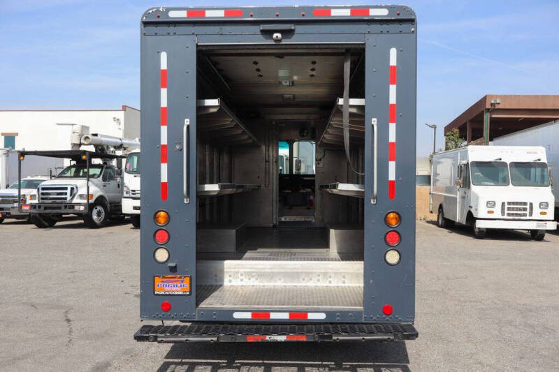 2020 Freightliner MT45 Chassis