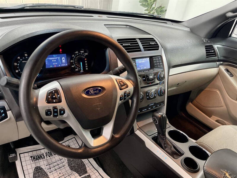 2014 Ford Explorer