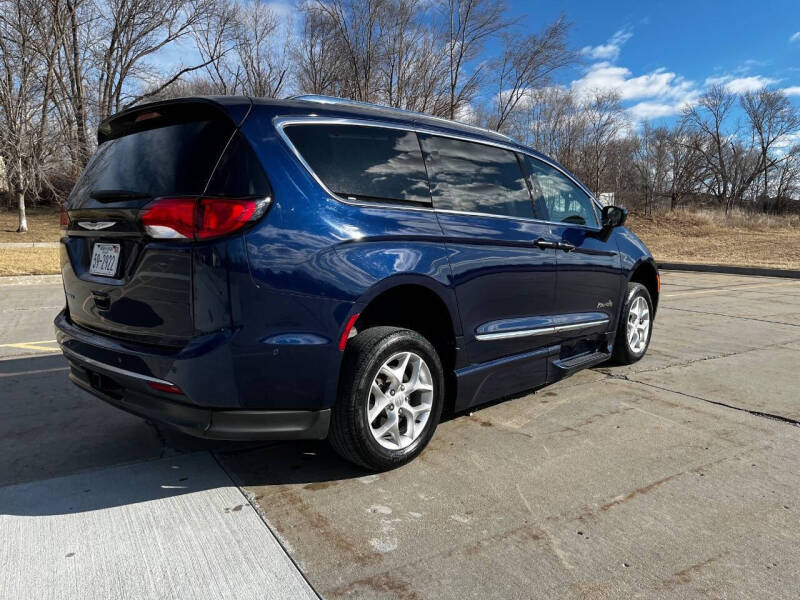 2019 Chrysler Pacifica Touring L Plus