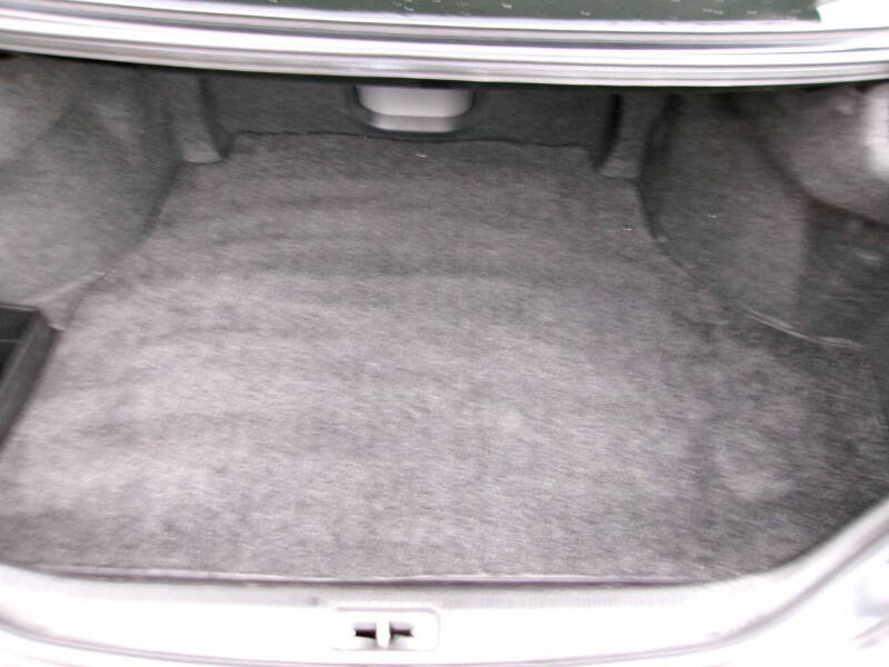 2005 Toyota Avalon XLS