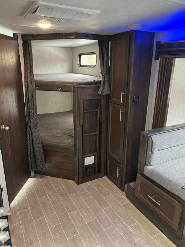 2020 Forest River Cherokee Grey Wolf