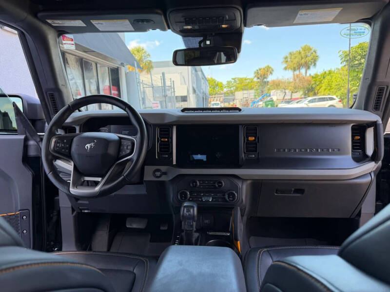 2022 Ford Bronco Badlands Advanced