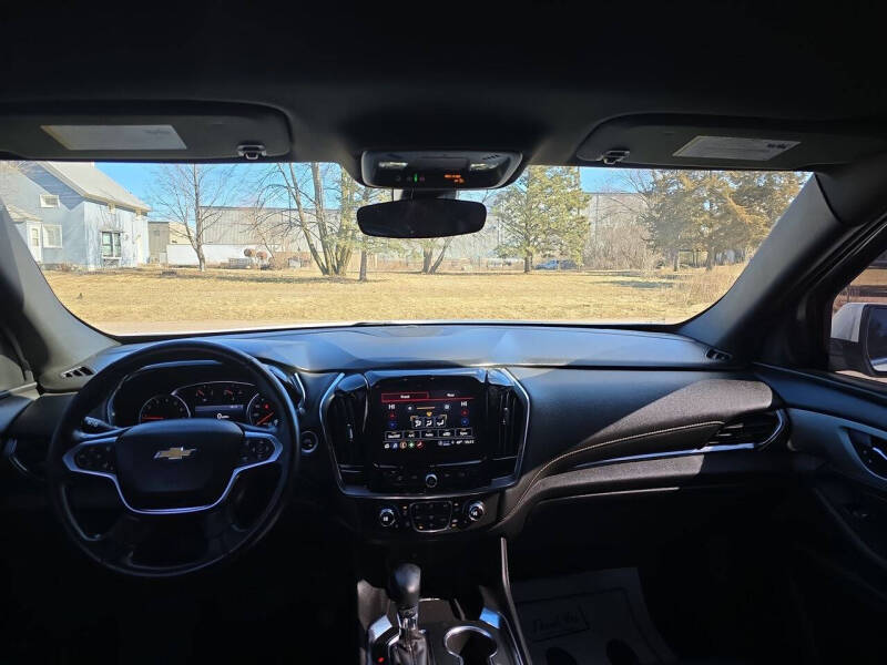 2023 Chevrolet Traverse LT Leather