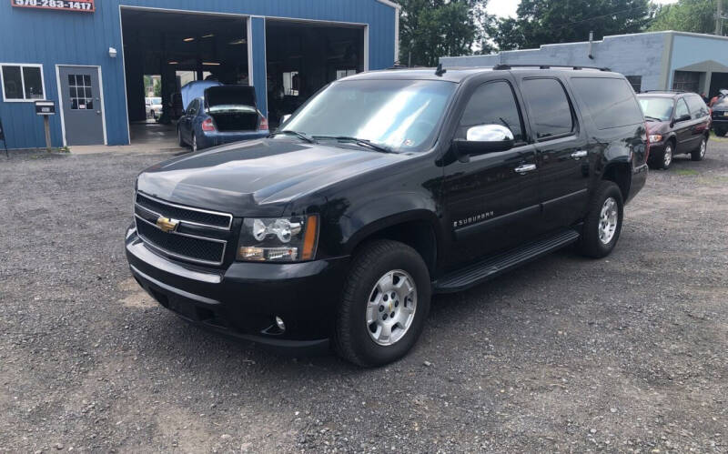 2007 Chevrolet Suburban for sale at T & G Auto Sales in Swoyersville PA