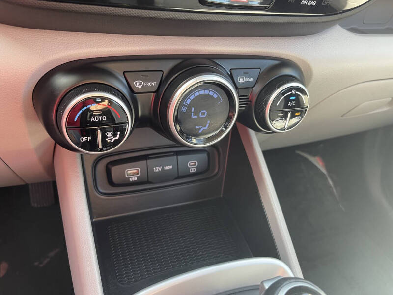 2024 Hyundai Venue SEL