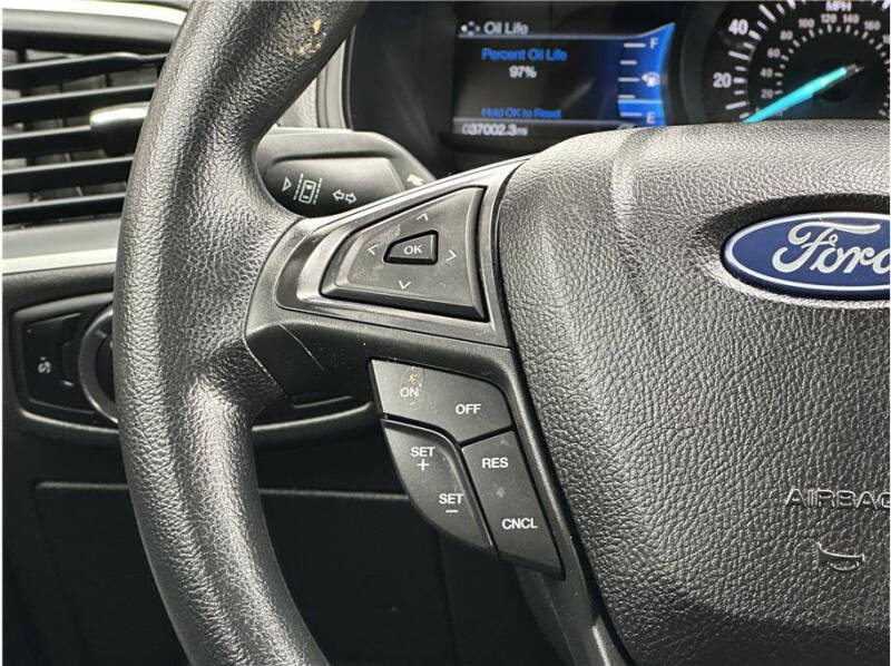 2024 Ford Edge SE