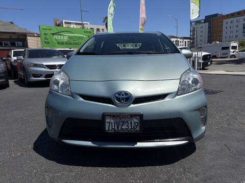 2014 Toyota Prius Three