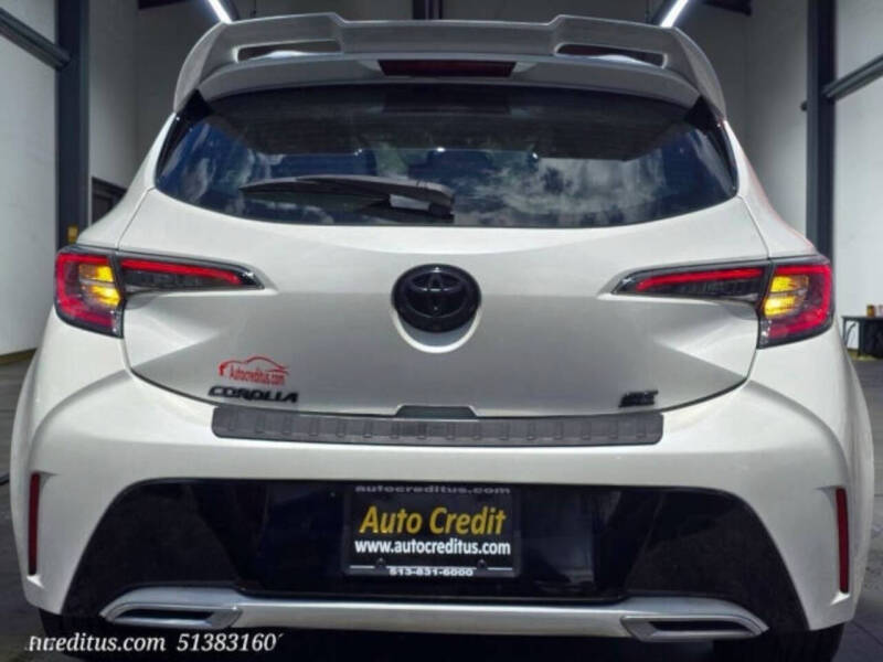 2020 Toyota Corolla Hatchback SE