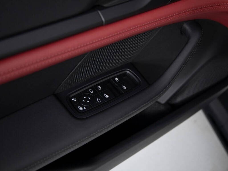 2023 Porsche Taycan GTS