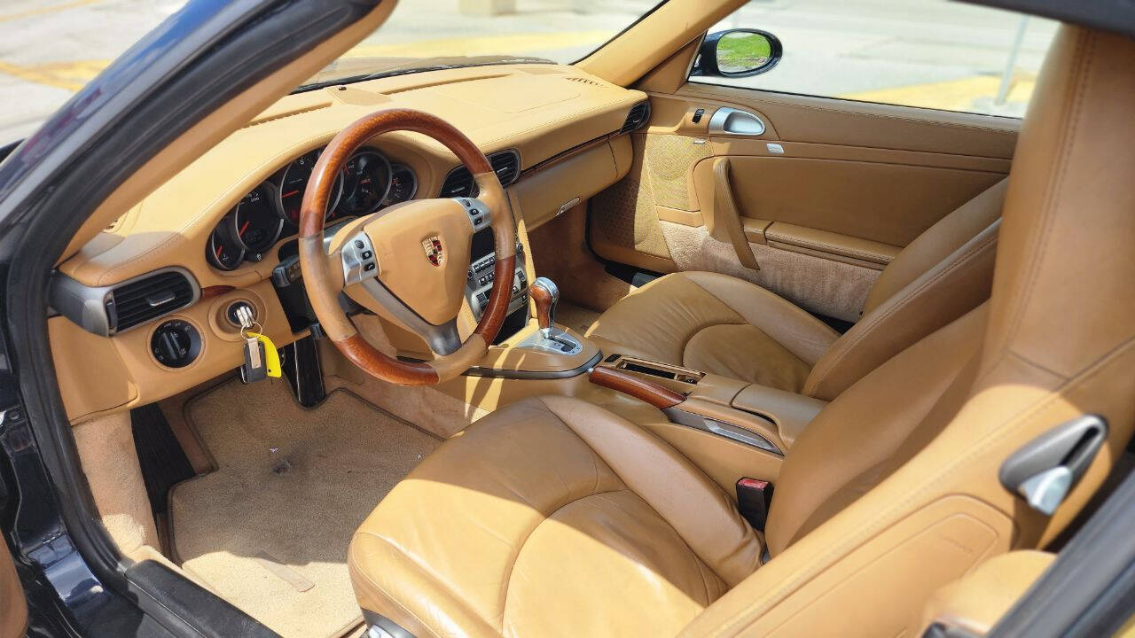2006 PORSCHE 911 Convertible - $28,999