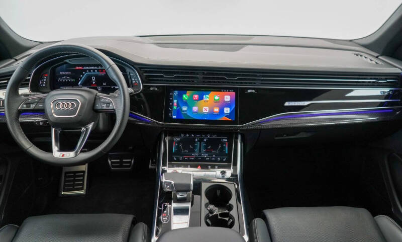 2023 Audi SQ8 4.0T quattro Premium Plus