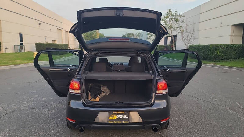 2011 Volkswagen GTI Base PZEV