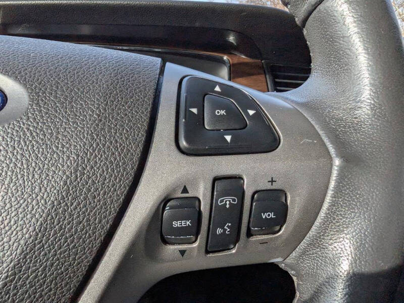 2015 Ford Taurus Limited