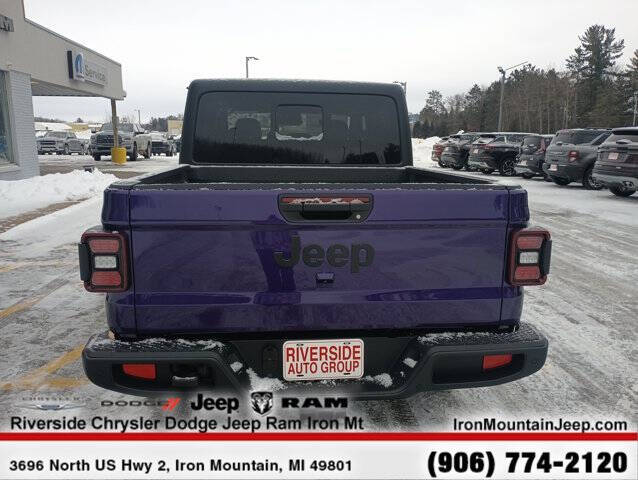 2026 Jeep Gladiator Willys