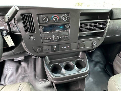 2018 Chevrolet Express 2500