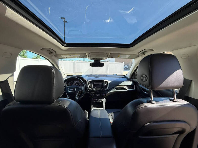 2022 GMC Terrain Denali