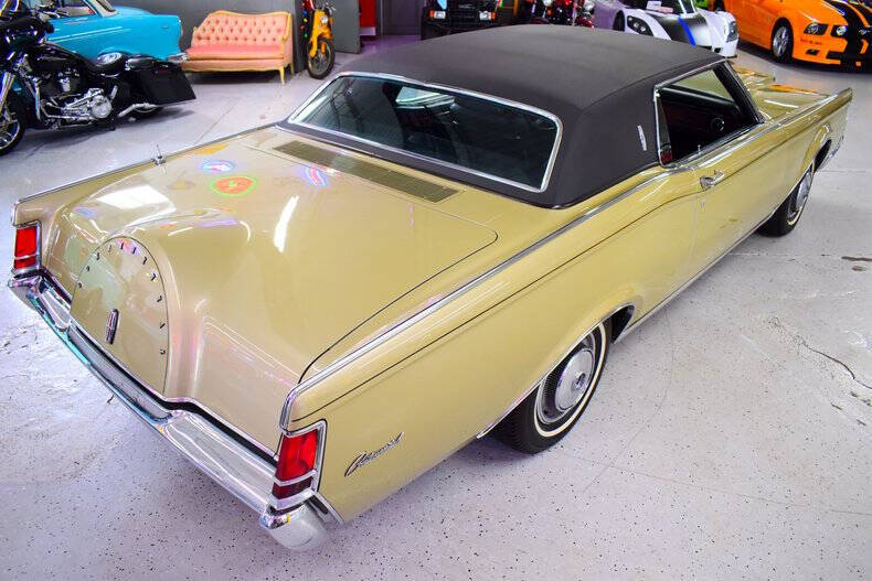 1971 Lincoln Continental