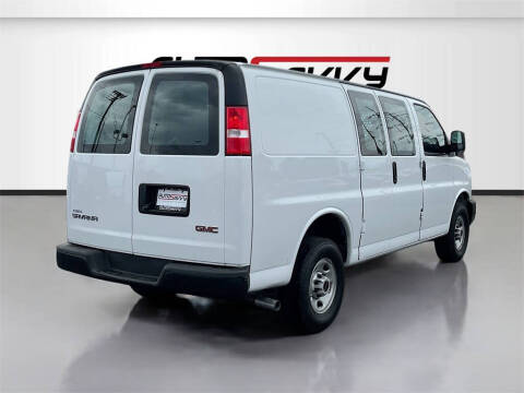 2024 GMC Savana 2500