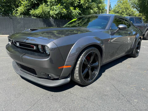 2020 Dodge Challenger for sale at LULAY'S CAR CONNECTION in Salem OR