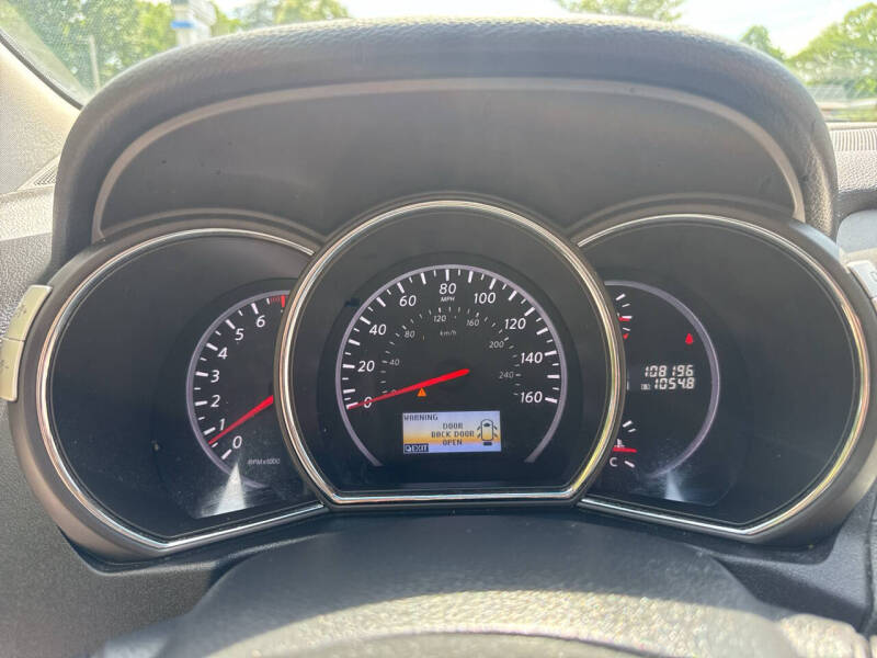2011 Nissan Murano LE