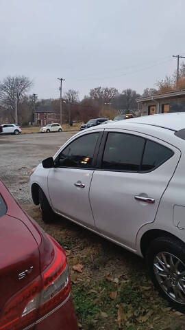 2016 Nissan Versa 1.6 S