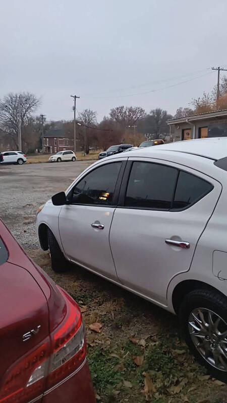 2016 Nissan Versa 1.6 S