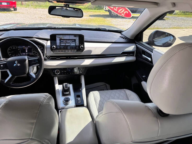 2022 Mitsubishi Outlander SEL