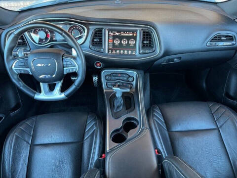 2016 Dodge Challenger SRT 392