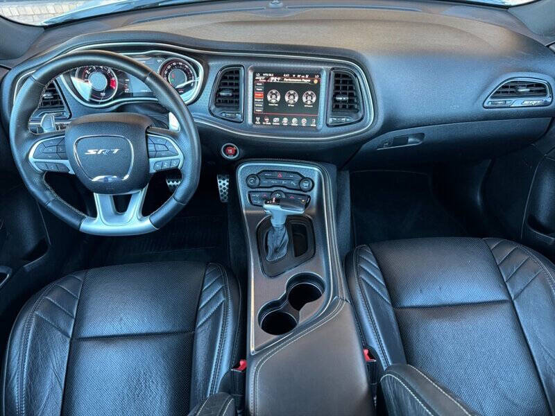 2016 Dodge Challenger SRT 392