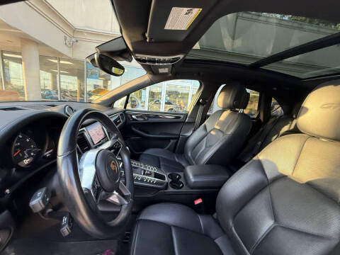 2017 Porsche Macan GTS