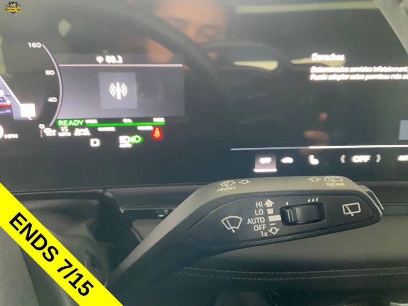 2025 Audi Q6 e-tron Premium
