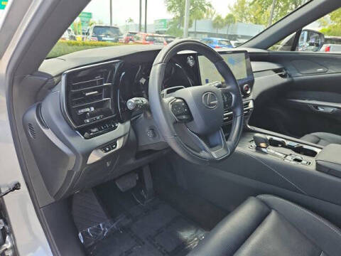 2024 Lexus RX 450h+ Luxury