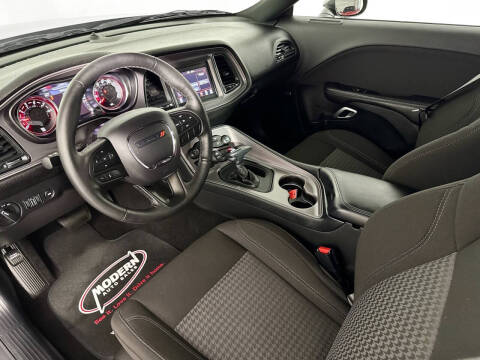 2023 Dodge Challenger SXT
