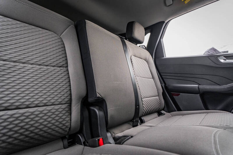 2021 Ford Escape Hybrid SE