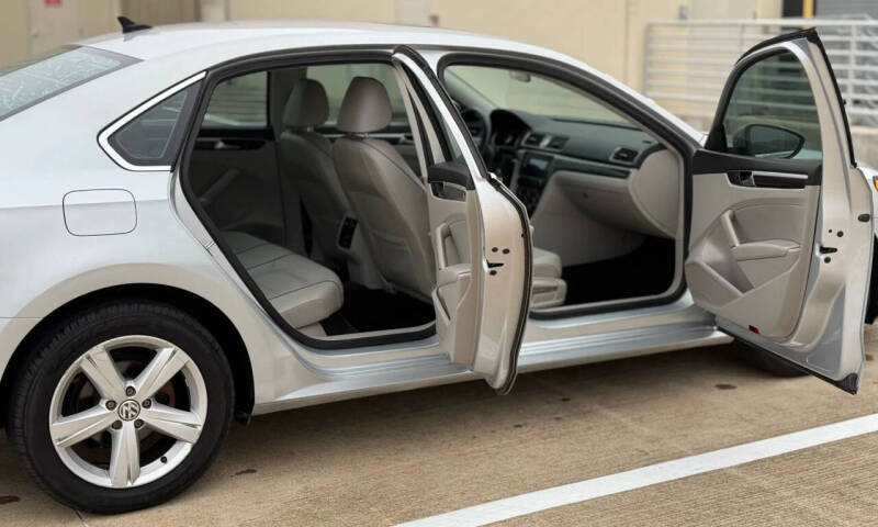 2016 Volkswagen Passat