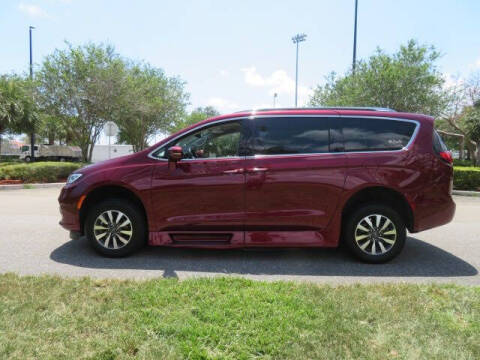 2021 Chrysler Pacifica Touring L