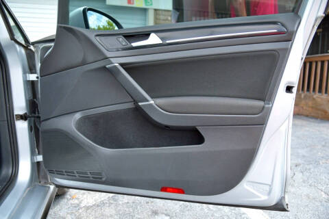 2017 Volkswagen Golf GTI S