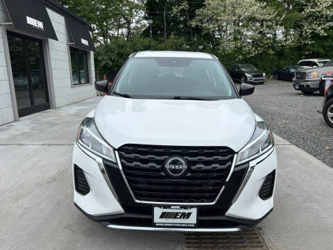 2021 Nissan Kicks S