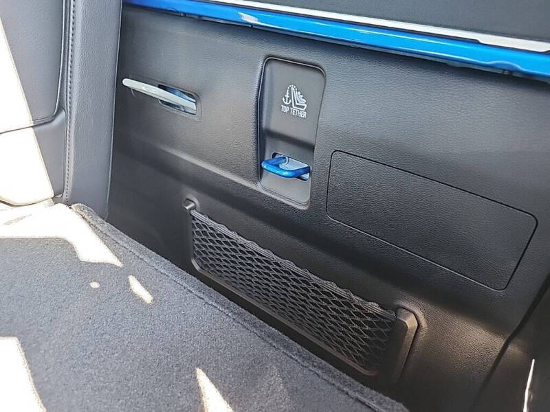 2025 Jeep Gladiator High Tide