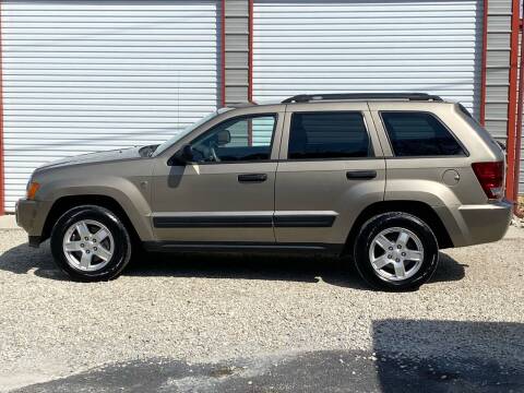 2005 Jeep Grand Cherokee for sale at All American Auto Brokers in Anderson IN