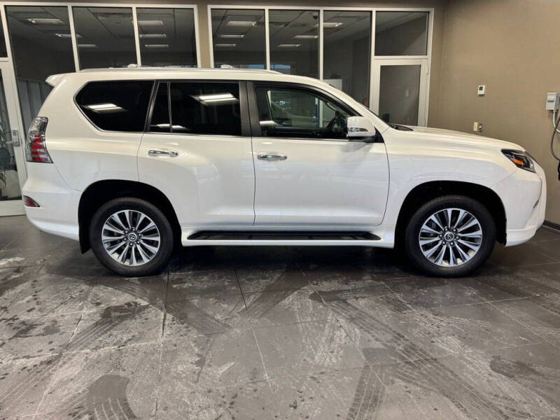 2023 Lexus GX 460 Luxury